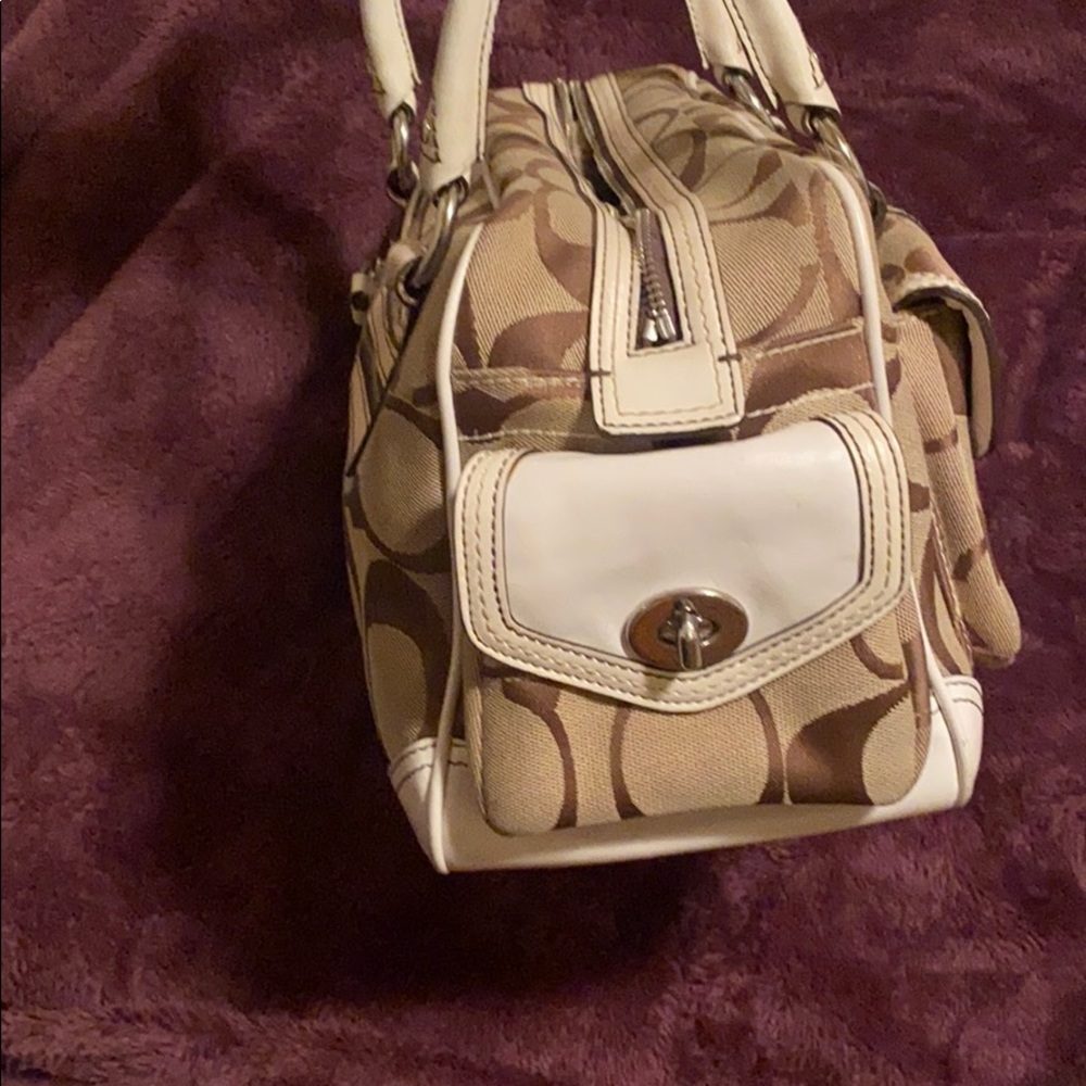 Coach Satchel - Picture 6 of 11